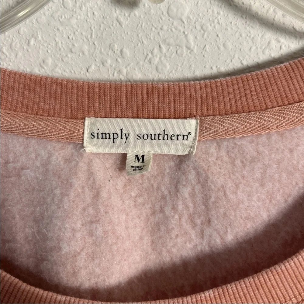 Simply Southern Messy Hair Don’t Care Fleece Sweatshirt Sz M Relaxed Fit Peach - Picture 6 of 12